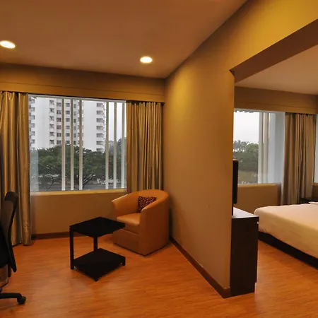 Keys Select By Lemon Tree Hotels, Kochi Exterior photo